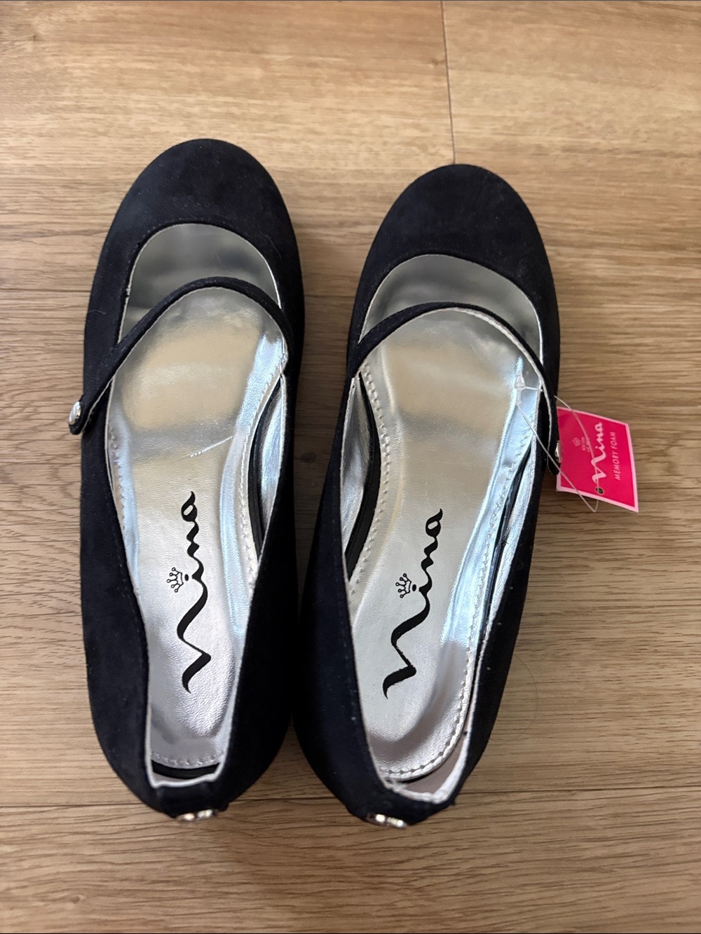 NWT Nina Mary Jane shoes- Size 3
